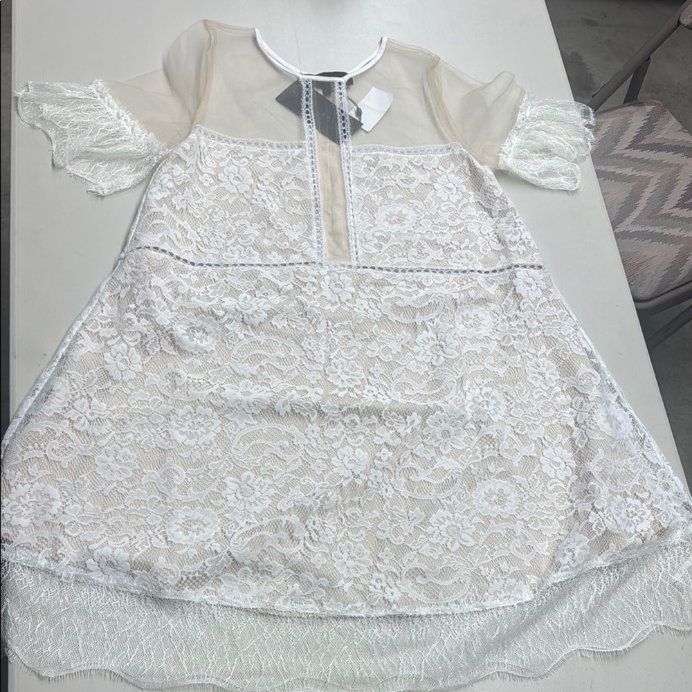 Elegant White Lace Dress
